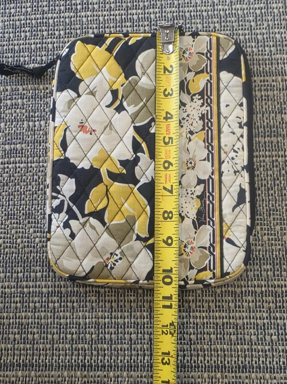 Vera Bradley Dogwood Print Cushioned Ipad Notebook Case Yellow Black Floral